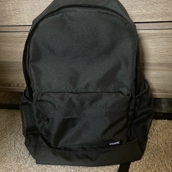 uniqlo backpack reddit